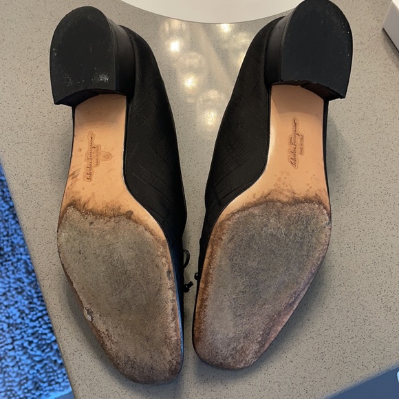 Ferragamo Antique - Picture 3 of 4